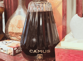 ブランデー：CAMUS（カラフェ バカラ）／ウイスキー：Canadian Club（12年）など4点