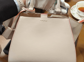 FENDI / プチトロワジュール ハンドバッグ / 8BH333 / 状態ランク：ABなど2点