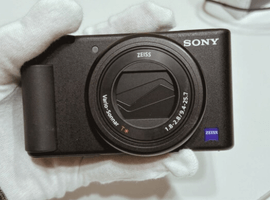 SONY：VLOGCAM ZV-1／SONY：VLOGCAM ZV-1 ホワイトなど2点