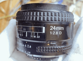 Nikon：レンズ／Canon：レンズなど8点