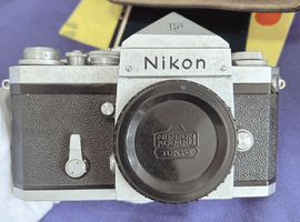 Nikon：F アイレベル シルバー ボディ ※ロゴ 富士山、英字Nikon の違いありなど3点