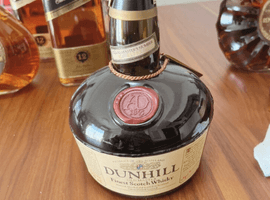 ウイスキー：dunhill（オールドマスター）／ウイスキー：Johnnie Walker（12年 ブラックラベル 黒金キャップ）など4点