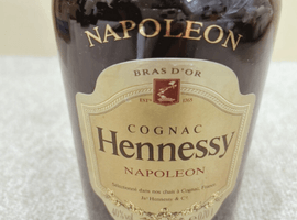 ブランデー：Hennessy（ナポレオン ブラスドール 金ラベル）／ブランデー：CAMUS（XO ロングネック）など7点