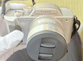Panasonic：ボディ／PENTAX：ボディなど3点
