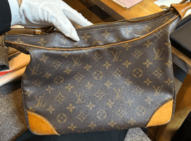 LOUIS VUITTON / モノグラム / ブローニュ 30 / M51265 / 状態ランク：Dなど2点