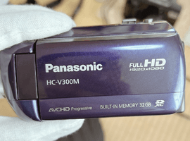 Panasonic：ビデオカメラ／KONICA：ボディなど4点
