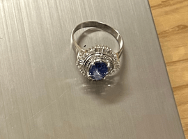 Pt900 / サファイア / 2.04ct / メレダイヤ / 0.44ctなど2点