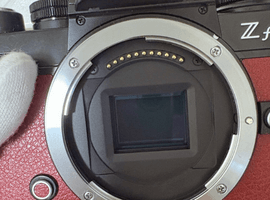 Nikon：Z fc 16-50 VR SL レンズキット シルバー クリムゾンレッド など5点