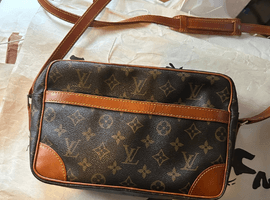 LOUIS VUITTON / モノグラム / トロカデロ 27 / M51274 / 状態ランク：Bなど4点