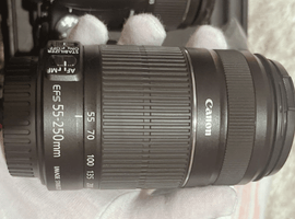 Canon：EF-S 55-250mm F4-5.6 IS II／Canon：EOS Kiss X50 EF-S 18-55 IS II キット ブラックなど2点