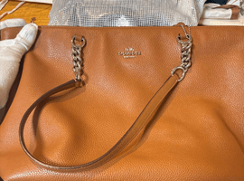COACH / ロゴ トートバッグ / 36600 / 状態ランク：SAなど2点