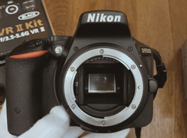 Nikon：ボディ／TAMRON：レンズなど2点
