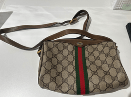 GUCCI / シェリー（ウェブ） / 8902など4点