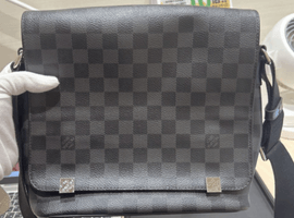 LOUIS VUITTON / ダミエ グラフィット / ディストリクト PM / N41028など9点