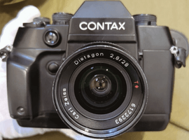 CONTAX：交換レンズ付きボディ／CONTAX：レンズなど8点