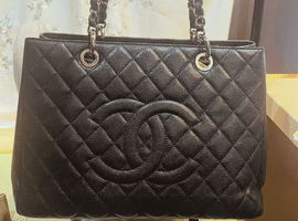 CHANEL / キャビアスキン / ココマーク チェーントートバッグGST / A50995など4点
