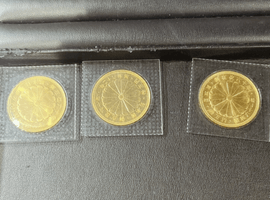 天皇陛下御在位60年記念10万円金貨／海外貨幣／など