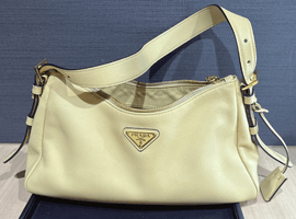 PRADA / エメ ロゴ 三角プレート ハンドバッグ / 1BC229など4点