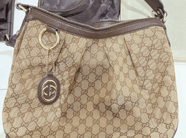 GUCCI / GGキャンバス / GGキャンバス ワンショルダーバッグ / 364843など2点