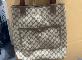 GUCCI / GGスプリーム / 39 02 / 状態ランク：Bなど2点