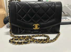 CHANEL / マトラッセ / ダイアナ シングルフラップチェーンショルダーバッグ / A01164 / 状態ランク：Bなど2点