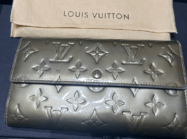 LOUIS VUITTON / ヴェルニ / ポルトフォイユ サラ / M93668 / 状態ランク:Bなど2点