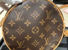 LOUIS VUITTON / モノグラム / ボワット・シャポー・スープルPM / M45578 / 状態ランク：ABなど2点(埼玉県川越市よりご来店・店頭買取）｜ブランド品の高価買取なら【バイセル】