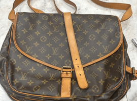 LOUIS VUITTON / モノグラム / ソミュール 35 / M42254 / 状態ランク：Bなど3点