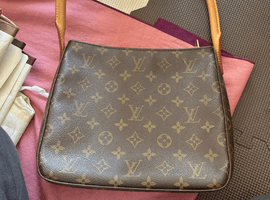 LOUIS VUITTON / モノグラム / ルーピング MM / M51146など2点