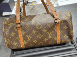 LOUIS VUITTON / モノグラム / パピヨン26旧型 / M51366 / 状態ランク：Cなど2点