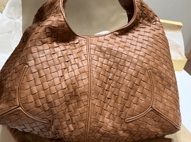 BOTTEGA VENETA / イントレチャート ハンドバッグ / 145552 / 状態ランク:Bなど3点