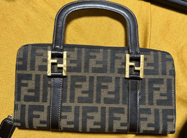 FENDI / ズッカ柄 ハンドバッグ / 26347 / 状態ランク：Bなど3点