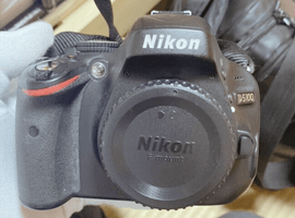 Nikon：D5100 ボディ／Nikon：Ai NIKKOR 600mm F5.6 ED IFなど2点