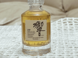 ウイスキー：Suntory（響 17年）／ブランデー：Hennessy（VSOPリキュールコニャック）など7点