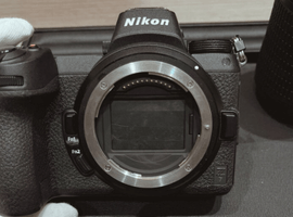 Nikon：ボディ／Nikon：レンズなど3点