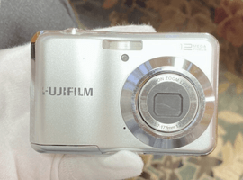FUJIFILM：ボディ／PENTAX：ボディなど5点
