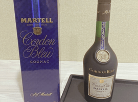 ブランデー：MARTELL（コルドンブルー）／ウイスキー：Johnnie Walker（ブルーラベル）など3点