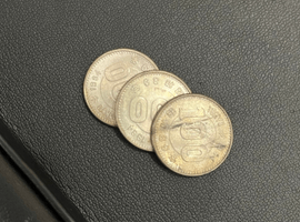 100円硬貨類など3点