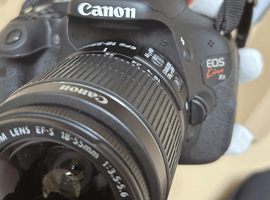 Canon：EOS Kiss X5 EF-S 18-55 IS II キット／Canon：レンズなど3点