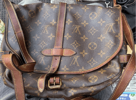 LOUIS VUITTON / モノグラム / ソミュール 30 / M42256 / 状態ランク：Cなど10点