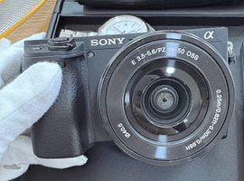 SONY：α6400 パワーズームレンズキット ILCE-6400L ブラックなど4点