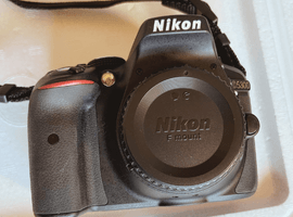Nikon：D5300 ボディ ブラックなど3点