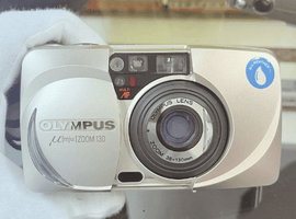 OLYMPUS：ボディ／PENTAX：ボディなど4点