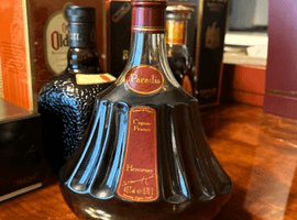 ブランデー：Hennessy（パラディ 旧グリーンボトル）／ブランデー：CAMUS（ナポレオン ブック 赤）など15点