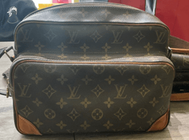 LOUIS VUITTON / モノグラム / ナイル / M45244 / 状態ランク：Dなど3点（神奈川県横浜市南区よりご来店・店頭買取）｜ブランド品の高価買取なら【バイセル】