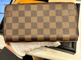 LOUIS VUITTON / ダミエ / ジッピーウォレット 新型 / N41661 / 状態ランク：Bなど2点