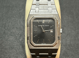 AUDEMARS PIGUET / オーデマピゲ ロイヤルオーク スクエア クォーツ メンズ 56049ST Cal.2711 / 56049ST / 状態ランク：ABなど9点