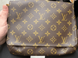 LOUIS VUITTON / モノグラム / ミュゼットタンゴ ショート / M51257