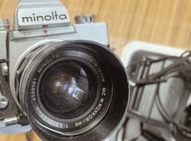 MINOLTA：交換レンズ付きボディ／MINOLTA：レンズなど3点