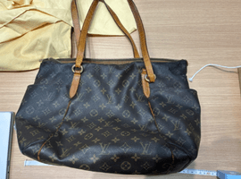 LOUIS VUITTON / モノグラム / トータリー PM 旧型 / M56688 / 状態ランク:Dなど2点